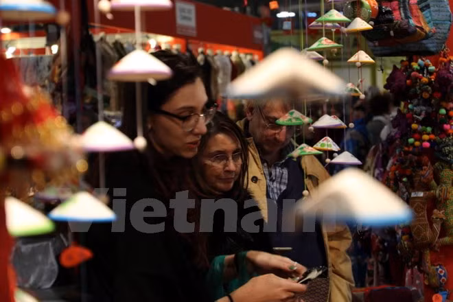 Empresas vietnamitas participan en mayor feria internacional de artesanía ảnh 1