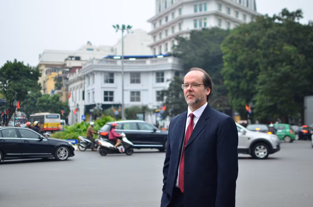 Acuerdo de educación con Irlanda tiene un buen efecto en la economía de Vietnam ảnh 1