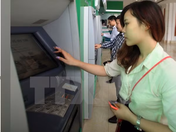 Vietnam por garantizar funcionamiento eficiente de los ATM antes del Tet ảnh 1