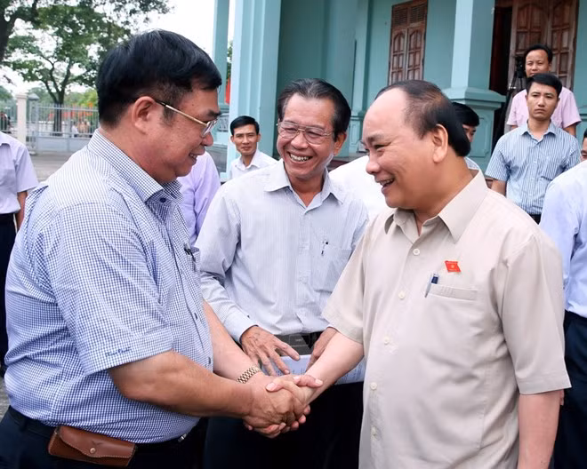 Premier de Vietnam urge a distrito norteño convertirse en moderna zona rural ảnh 1