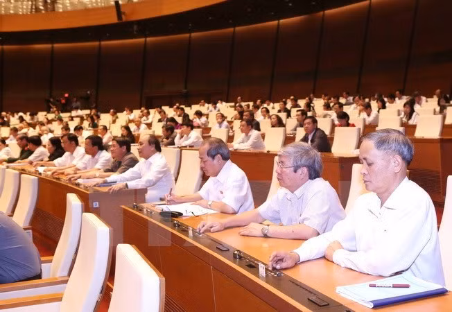 Asamblea Nacional de Vietnam examina Ley de Asistencia para Pymes ảnh 1
