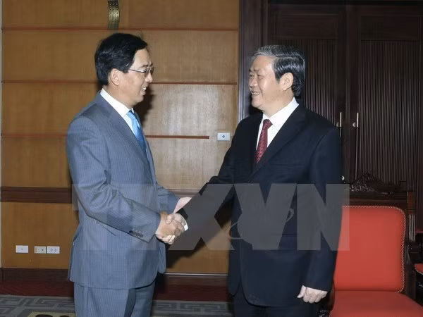 Dirigente partidista de Vietnam recibe al embajador chino ảnh 1