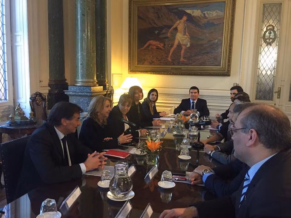 Presentan Grupo de Diputados de Amistad Argentina -Vietnam ảnh 2
