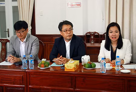 Provincia survietnamita de Hau Giang promueve cooperación con empresas sudcoreanas ảnh 1