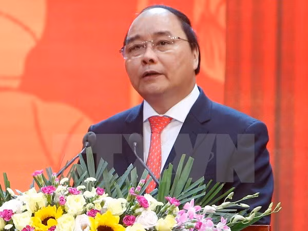 Premier vietnamita rinde homenaje al presidente Ho Chi Minh ảnh 1
