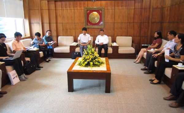 Organización sudcoreana ayuda a mejorar ingresos de agricultores en Cao Bang ảnh 1