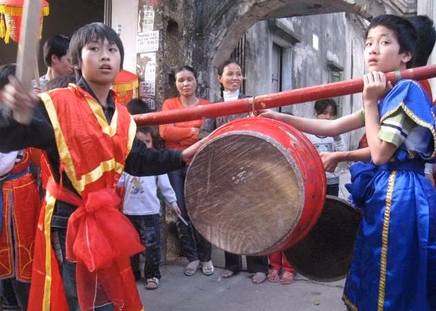 Especial ceremonia de Procesión de Cerdos en Vietnam ảnh 4