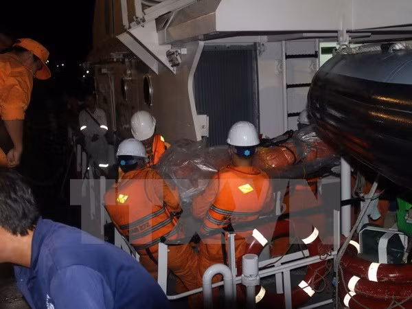 Encuentran último cadáver de tripulante de barco vietnamita naufragado ảnh 1
