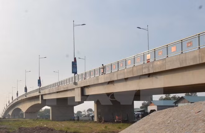 Inauguran puente fronterizo entre Camboya y Vietnam ảnh 1