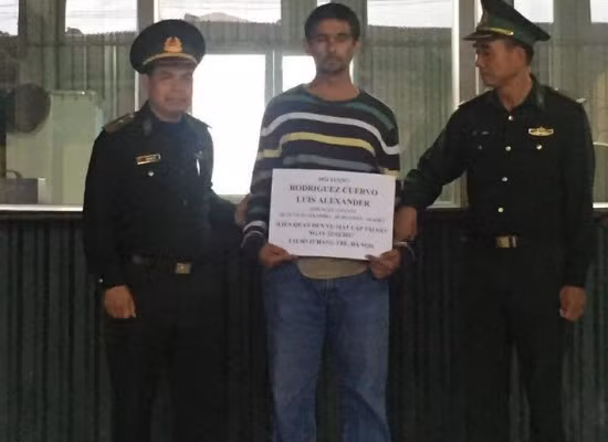 Detienen en Vietnam a colombianos acusados de robo ảnh 1