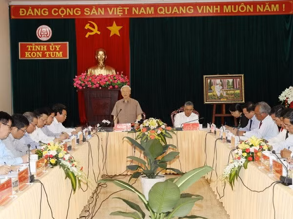 Líder partidista vietnamita insta a Kon Tum a desarrollar agricultura de alta tecnología ảnh 1