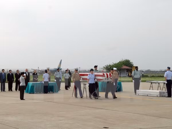 Vietnam repatría restos de soldados estadounidenses desaparecidos en guerra ảnh 1