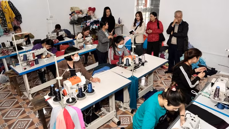 Brindan apoyo a discapacitados en provincia vietnamita de Ninh Binh ảnh 1