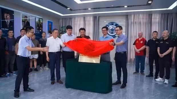 Presentan centro de entrenamiento de billar en China para jugadores vietnamitas ảnh 1 Presentan centro de entrenamiento de billar en China para jugadores vietnamitas ảnh 1
