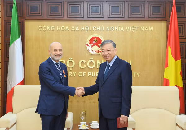 Vietnam e Italia cooperan en campo de aplicación de la ley ảnh 1