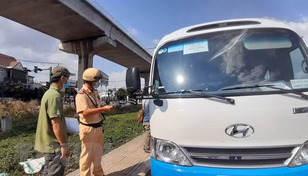Mantiene ciudad vietnamita de Da Nang restricciones en el transporte ante COVID-19 ảnh 1