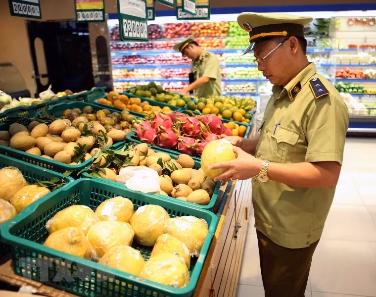 Provincia vietnamita de Bac Giang fortalece garantía de inocuidad alimentaria ảnh 1