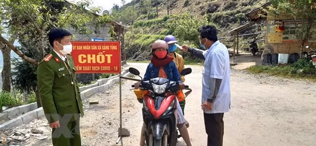 COVID-19: Vietnam pone en cuarentena a un pueblo de más de siete mil pobladores ảnh 1