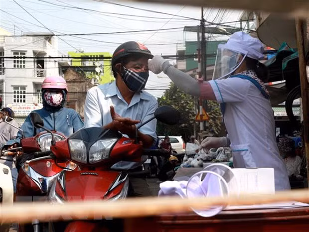 Piden papel activo de diputados vietnamitas en la lucha contra coronavirus ảnh 1