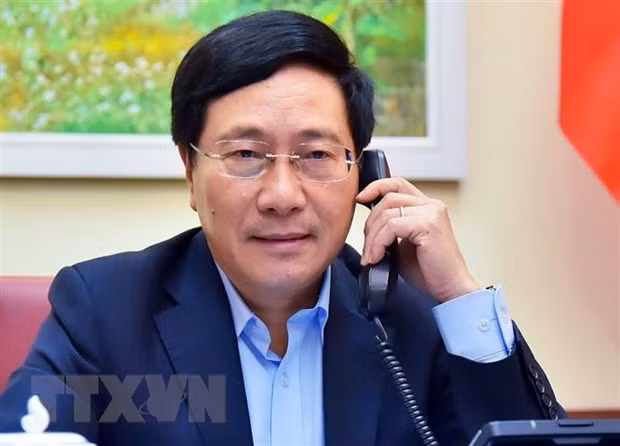 Aprecia España iniciativas antiepidémicas de Vietnam en foros multilaterales ảnh 1