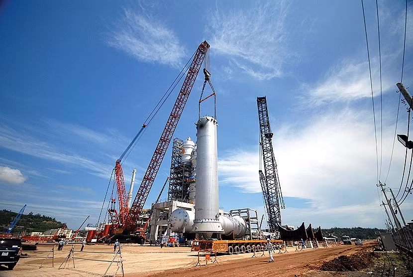 Refinería de Dung Quat contribuye al desarrollo de infraestructura en región central ảnh 2