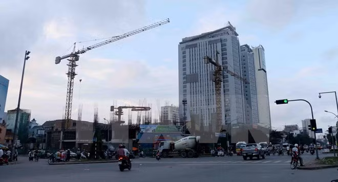Bancos extranjeros aspiran a robustecer cooperación con ciudad vietnamita ảnh 1