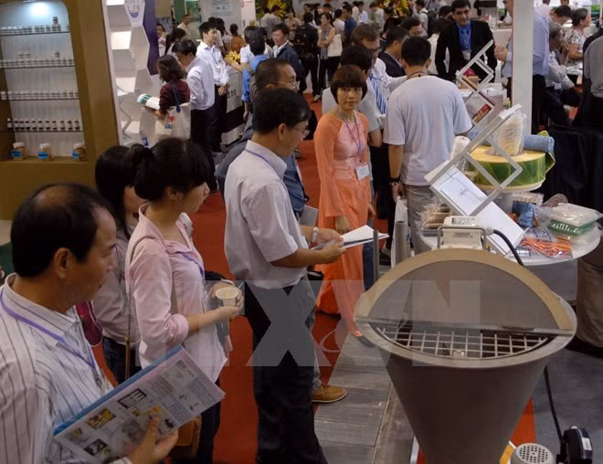 Inauguran en Vietnam feria de tecnologías de cría de camarón ảnh 1