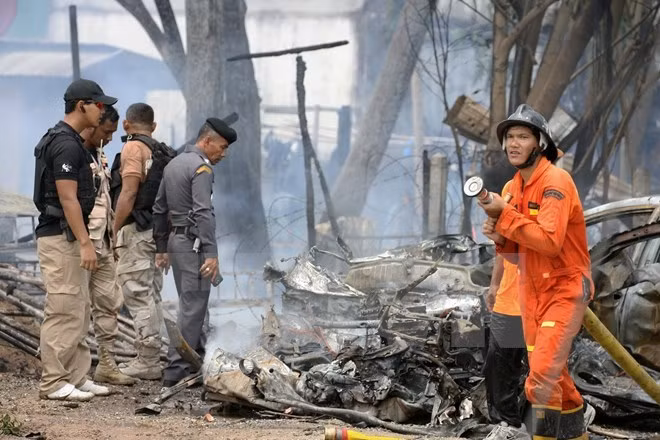 Dos lesionados en un atentado con bomba en Tailandia ảnh 1