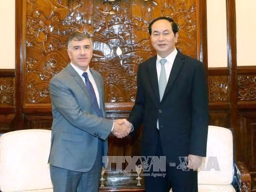 Presidente vietnamita recibe a salientes embajadores de Argentina y Myanmar ảnh 1
