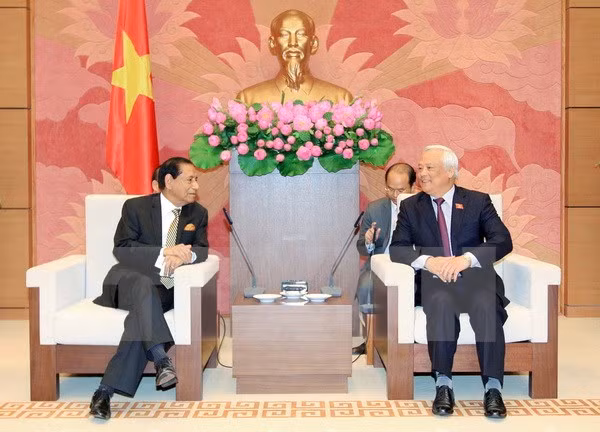 Resalta Vietnam cooperación parlamentaria con Bangladesh ảnh 1
