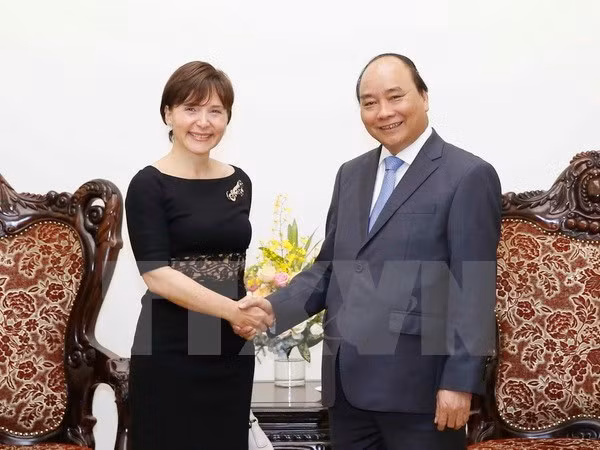 Recibe premier vietnamita a embajadora italiana ảnh 1