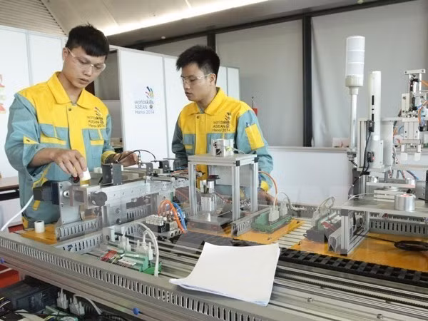 Preparativos del sector joven para el desarrollo de ASEAN ảnh 1