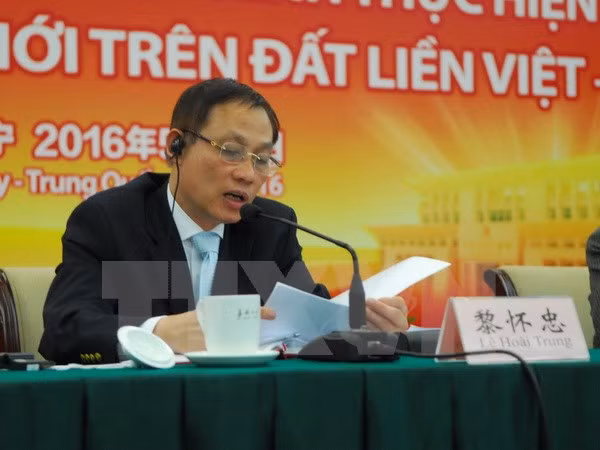 Vicecanciller vietnamita visita región autónoma china de Guangxi ảnh 1