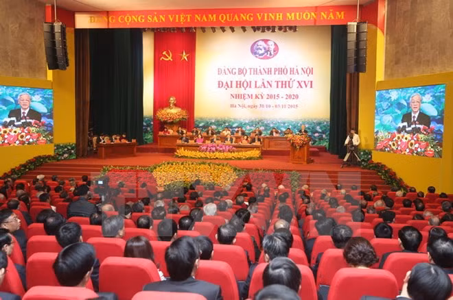 Efectúan primera jornada de asamblea partidista de Hanoi ảnh 1 Efectúan primera jornada de asamblea partidista de Hanoi ảnh 1