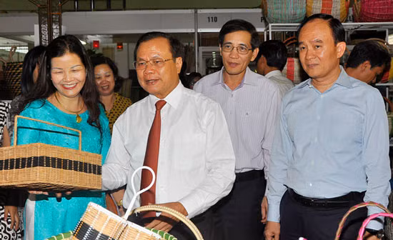 Cierra sus puertas feria de productos artesanales de Hanoi ảnh 1