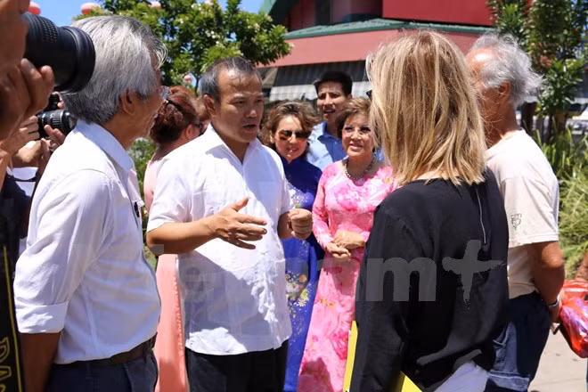  Estimulan a vietnamitas en el exterior preservar identidad nacional ảnh 1