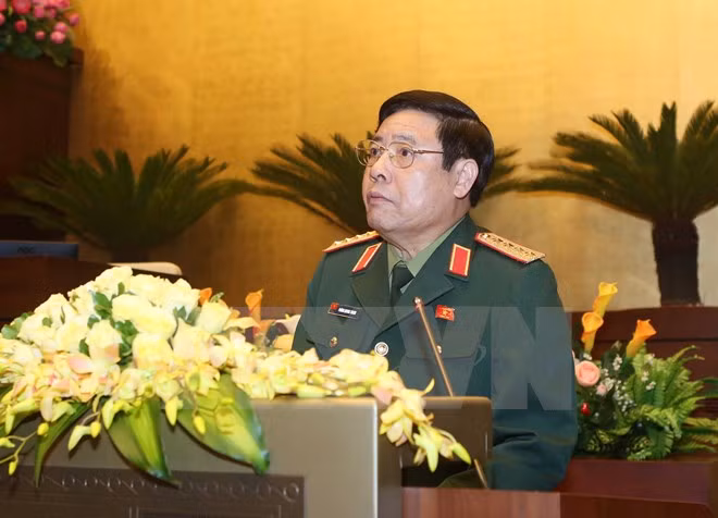 Ministro vietnamita de Defensa inicia visita oficial a Laos ảnh 1