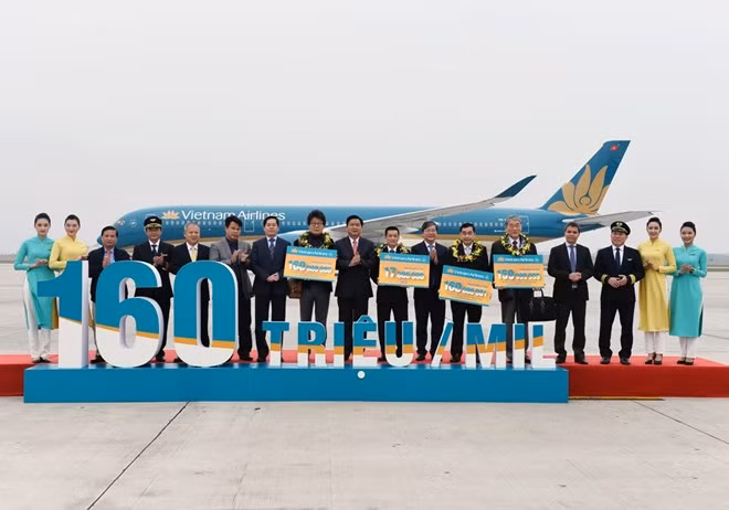 Vietnam Airlines da bienvenida a viajero número 160 millones ảnh 1