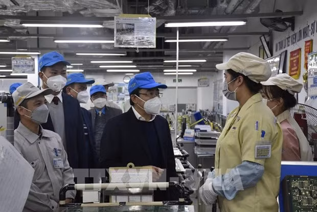 Mayoría de trabajadores de Hanoi regresa al trabajo después de vacaciones del Tet ảnh 1