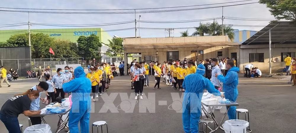 Mayoría de empresas en provincia vietnamita de Binh Duong reanudan operaciones después del Tet ảnh 1