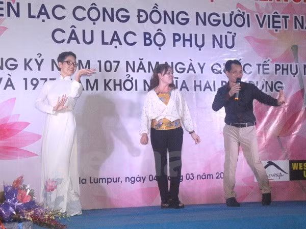 Destacan contribución de mujeres vietnamitas en ultramar al desarrollo nacional ảnh 1