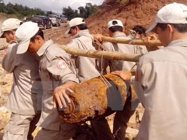 Organización no gubernamental apoya a Vietnam en alivio de secuelas de guerra ảnh 1