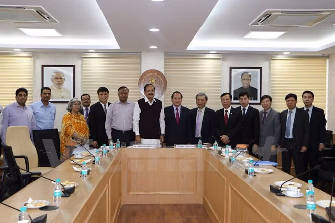 Buscan Vietnam y la India fortalecer nexos en sector de la prensa ảnh 1