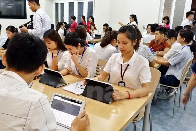 Samsung apoya a Vietnam en formación de recursos humanos en tecnología informativa ảnh 1
