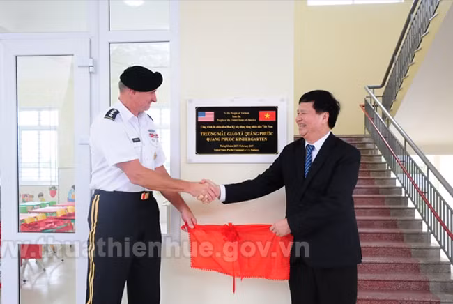 Ayuda EE.UU. a provincia vietnamita en la construcción de escuelas ảnh 1
