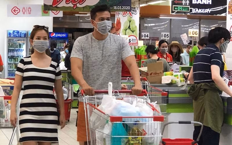 Emite Vietnam lista de grupos de personas obligados a llevar mascarillas ảnh 2