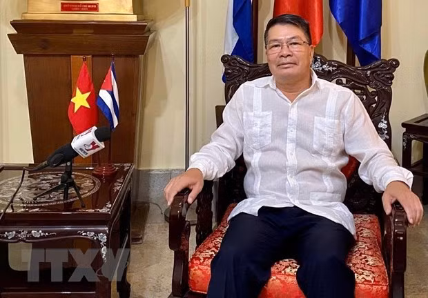 Visita de premier cubano impulsa relaciones con Vietnam, afirma embajador vietnamita ảnh 1