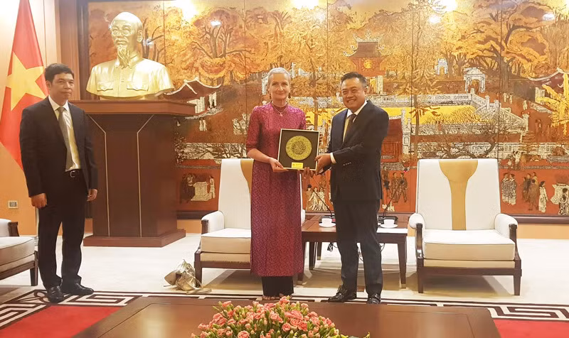 Hanoi empeñada en promover valores culturales de Ciudadela Imperial de Thang Long ảnh 2