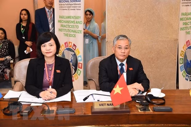Participa Vietnam en reunión parlamentaria Asia-Pacífico sobre objetivos SDG en Pakistán ảnh 1
