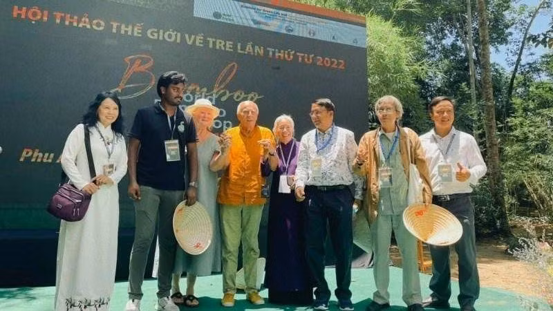 Provincia vietnamita alberga conferencia mundial sobre el bambú ảnh 1